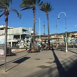 아파트 Dock Of The Bay Genova- 2b 1b- 2 Garage E Balcone By Interhome