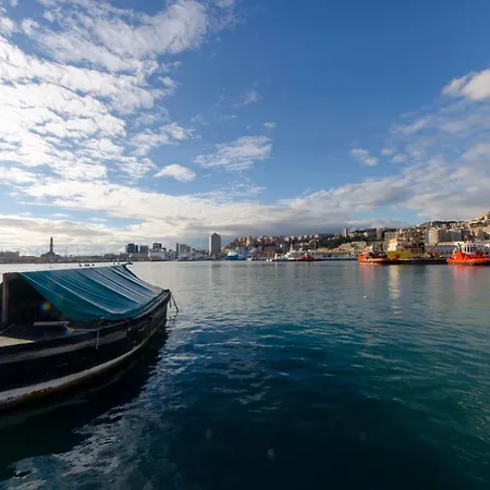 Dock Of The Bay Genova- 2b 1b- 2 Garage E Balcone By Interhome *